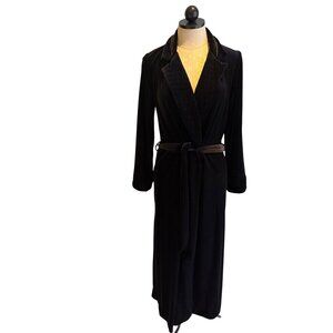 Diamond Tea Womens Robe Size XS/S Black Velvet Quilted Trim Tie Waist Vintage